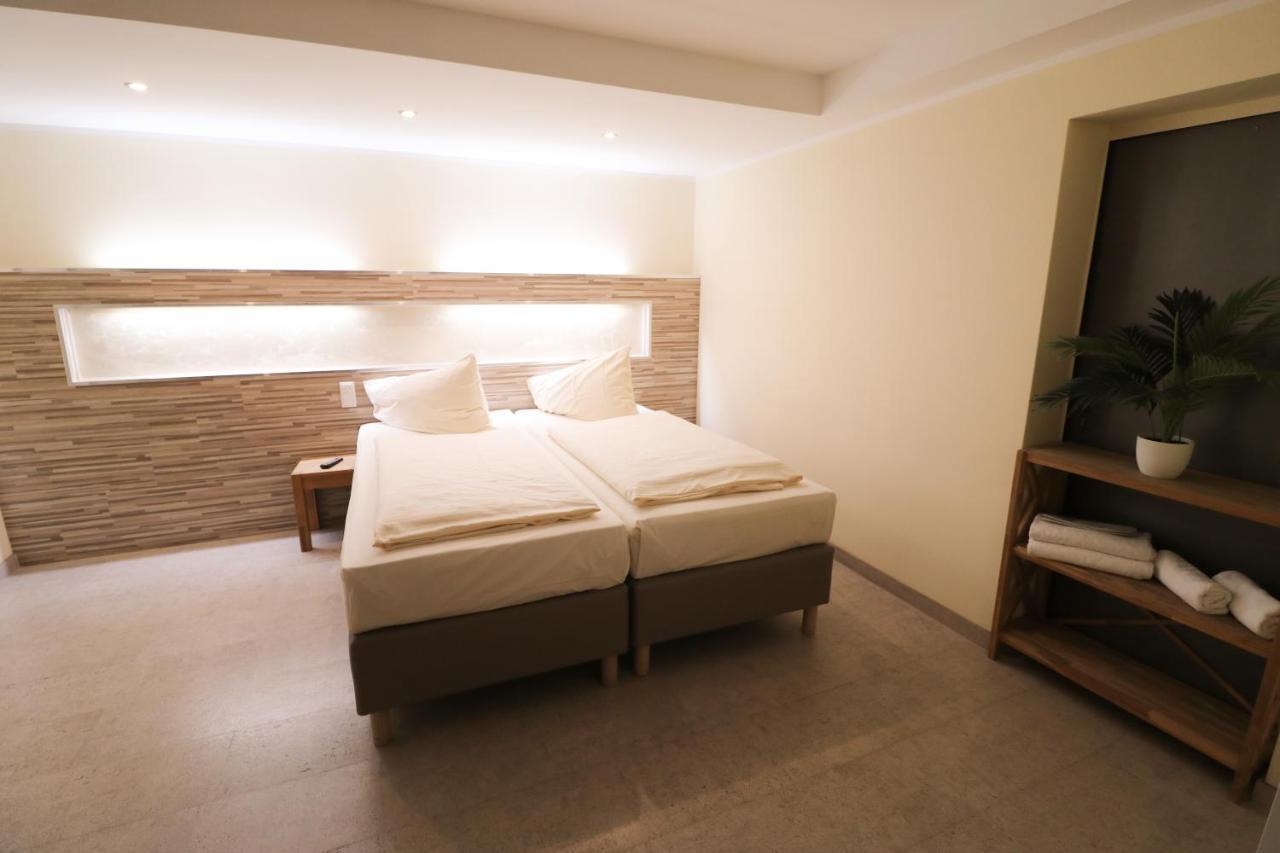 אסן Petul Apart Hotel Ernestine מראה חיצוני תמונה
