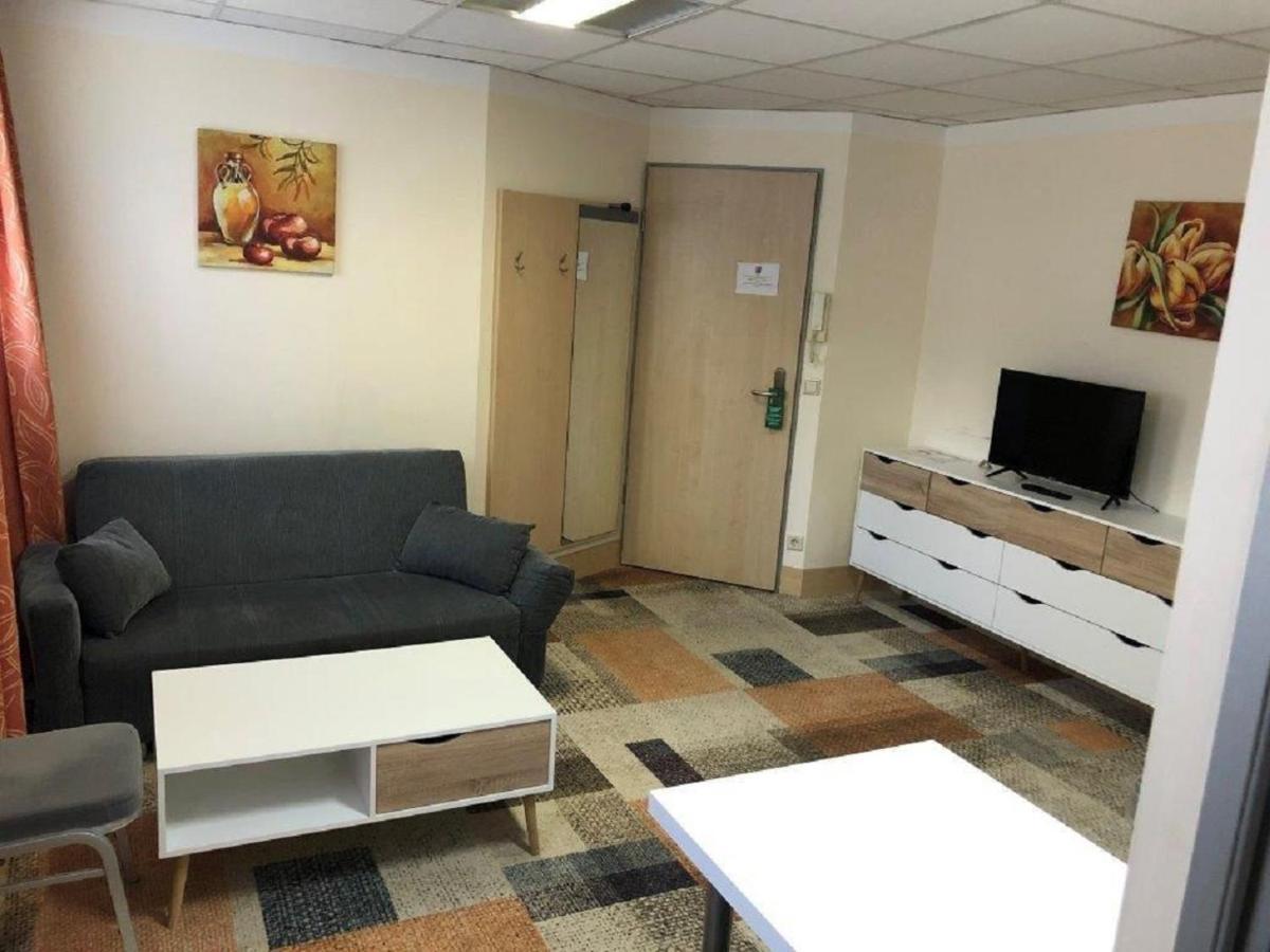 אסן Petul Apart Hotel Ernestine מראה חיצוני תמונה