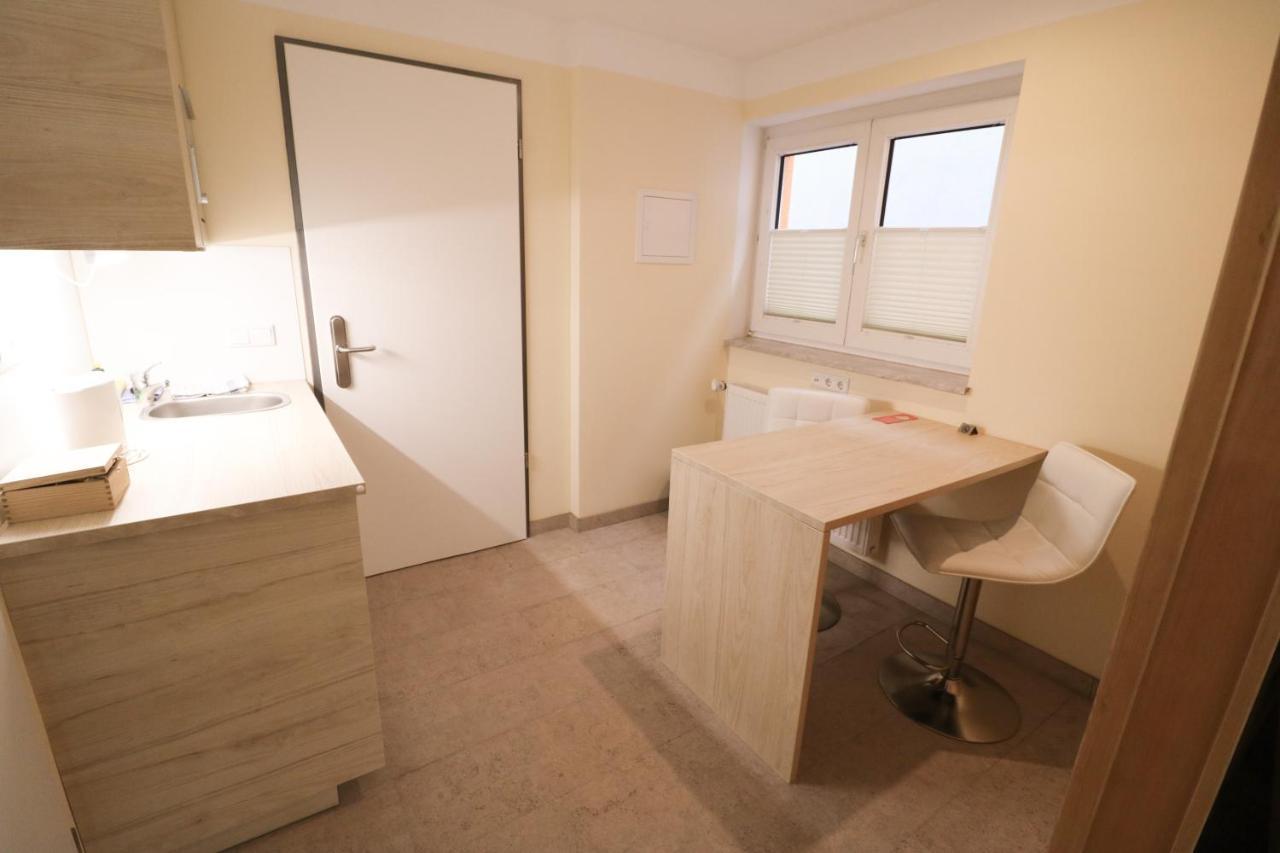 אסן Petul Apart Hotel Ernestine מראה חיצוני תמונה