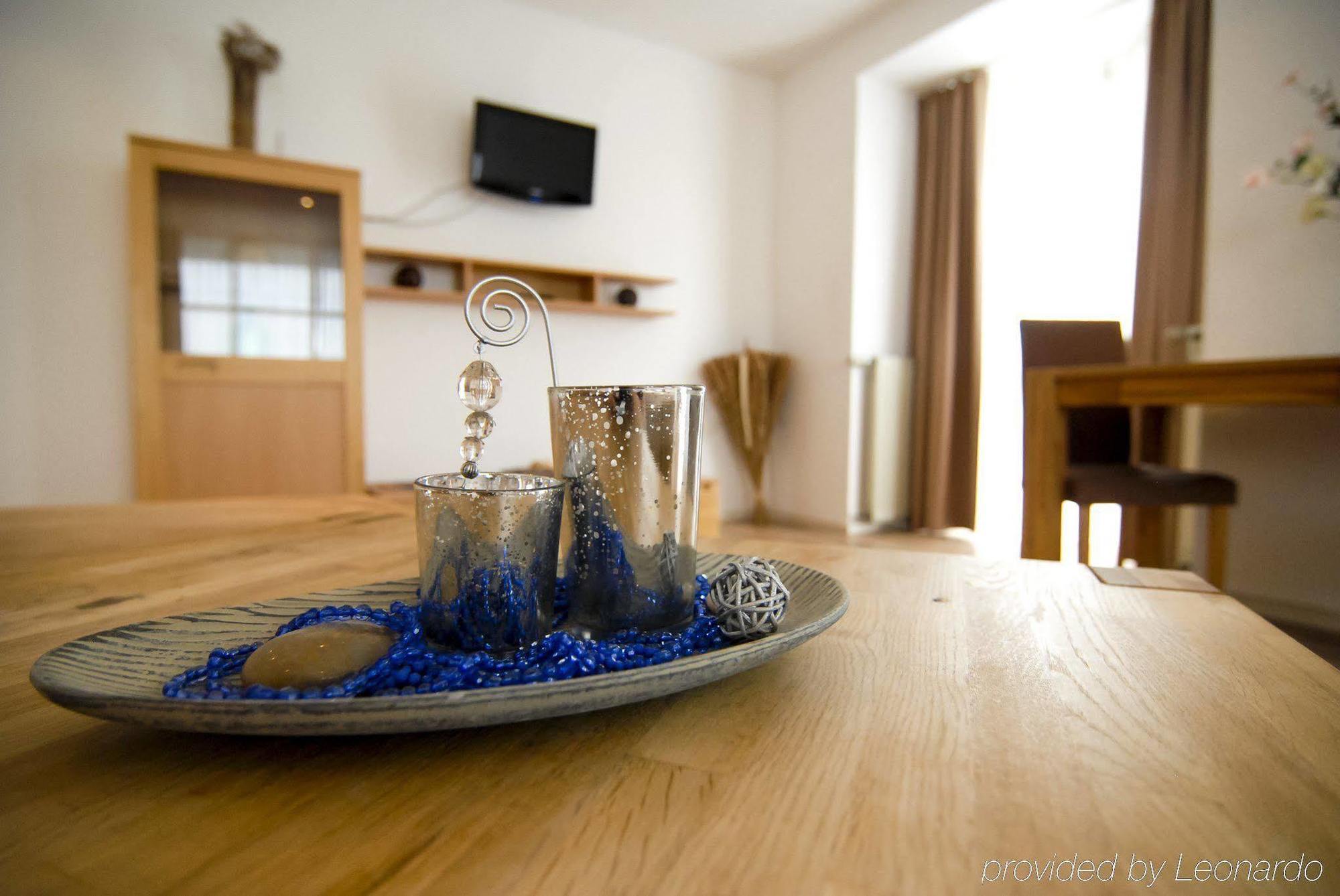 אסן Petul Apart Hotel Ernestine מראה חיצוני תמונה