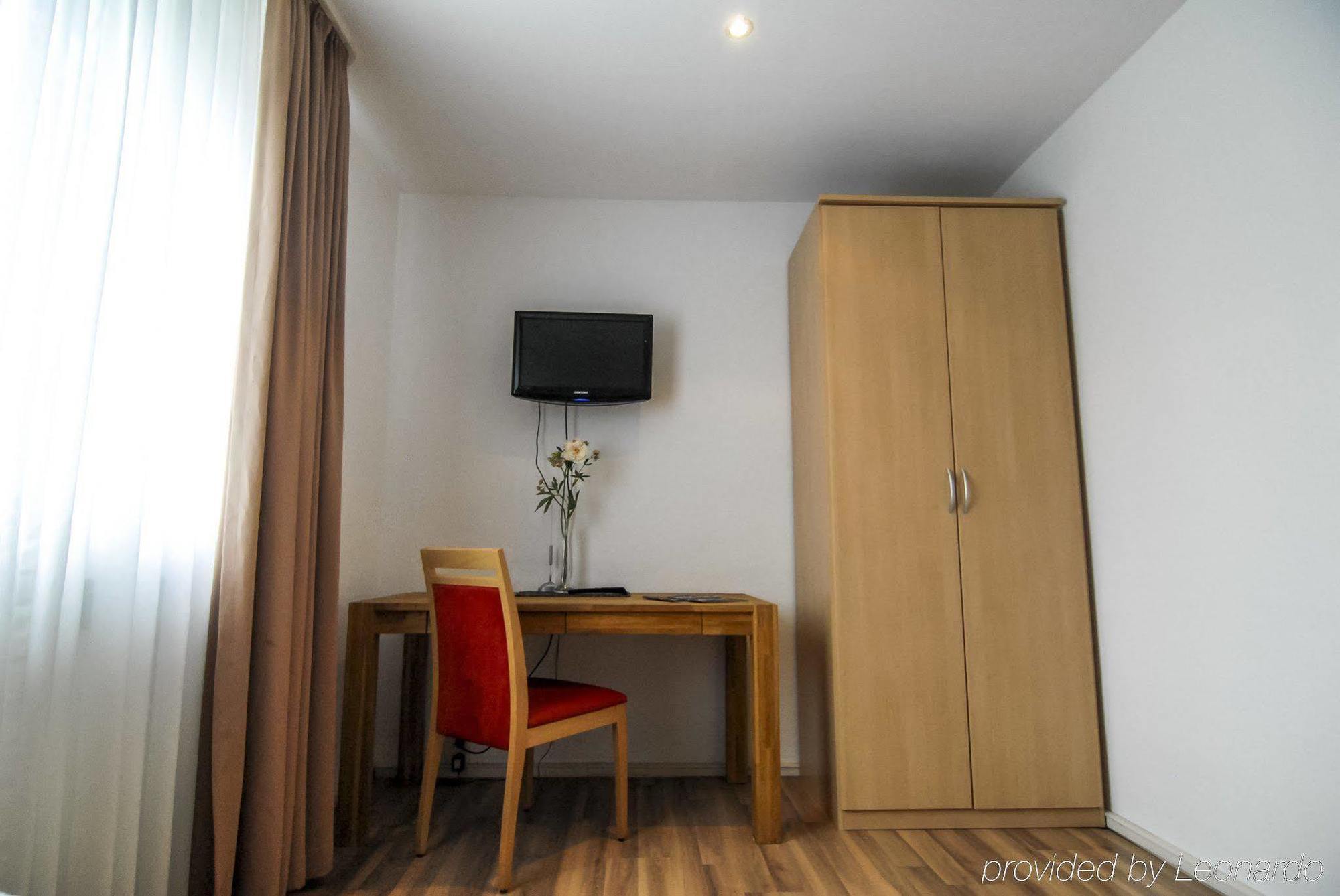 אסן Petul Apart Hotel Ernestine מראה חיצוני תמונה
