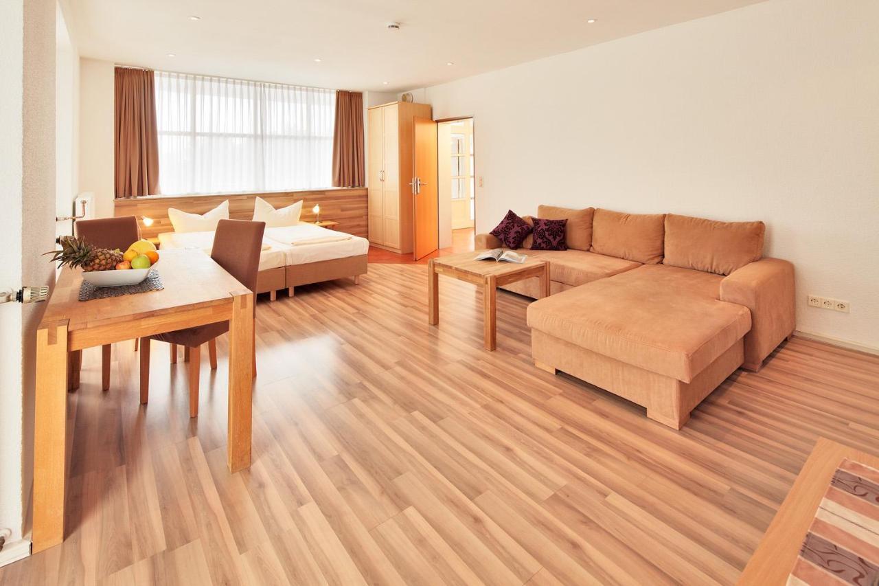 אסן Petul Apart Hotel Ernestine מראה חיצוני תמונה